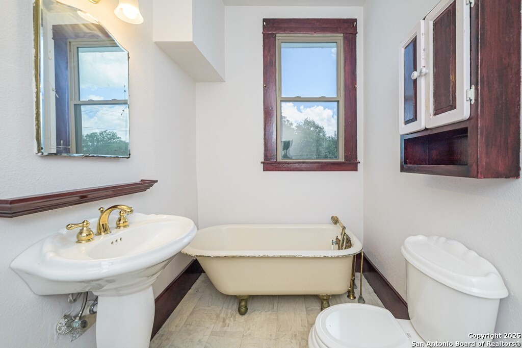 519 Fm 623 E Property Photo 35