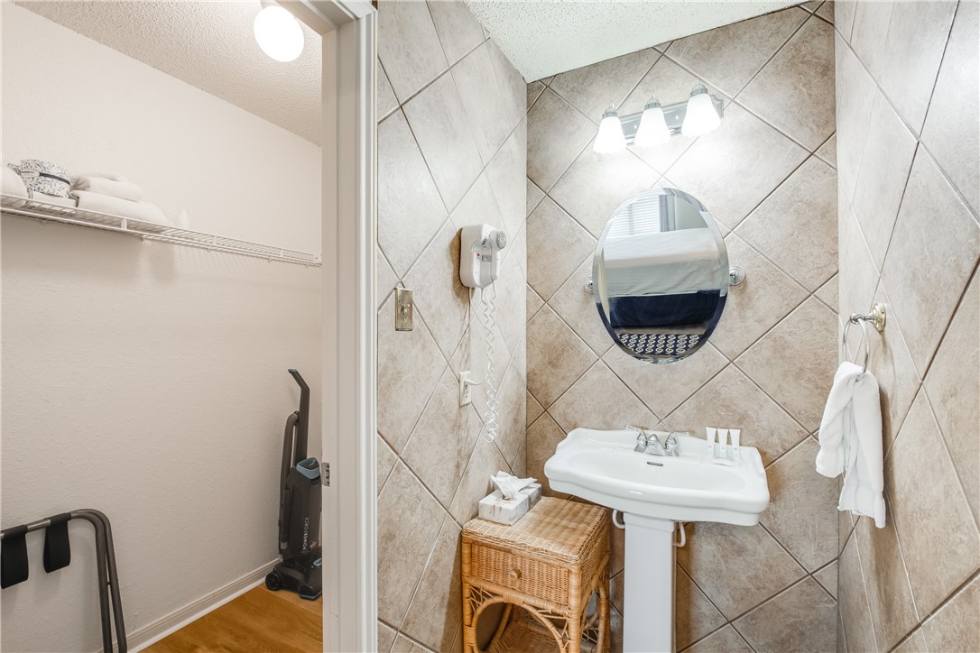 6317 State Highway 361 6216 Property Photo 17