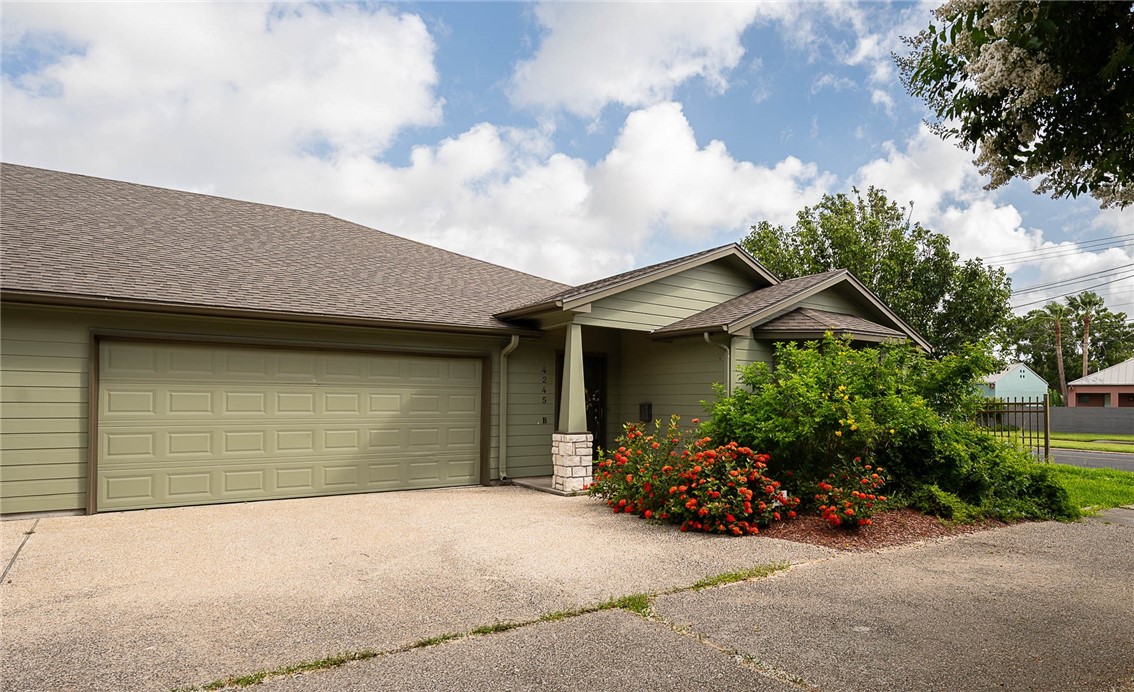 4245 Santa Fe St Property Photo 1
