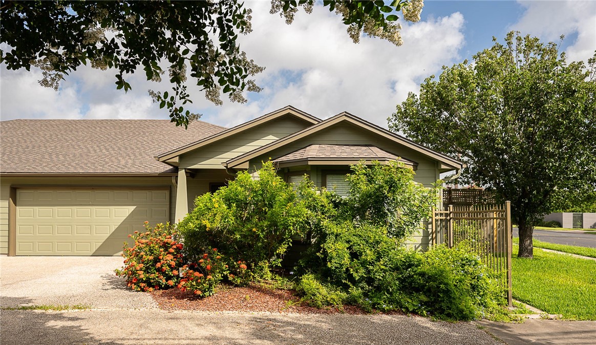 4245 Santa Fe St Property Photo 2