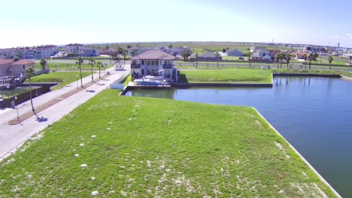 15229 Cane Harbor Blvd Property Photo 17
