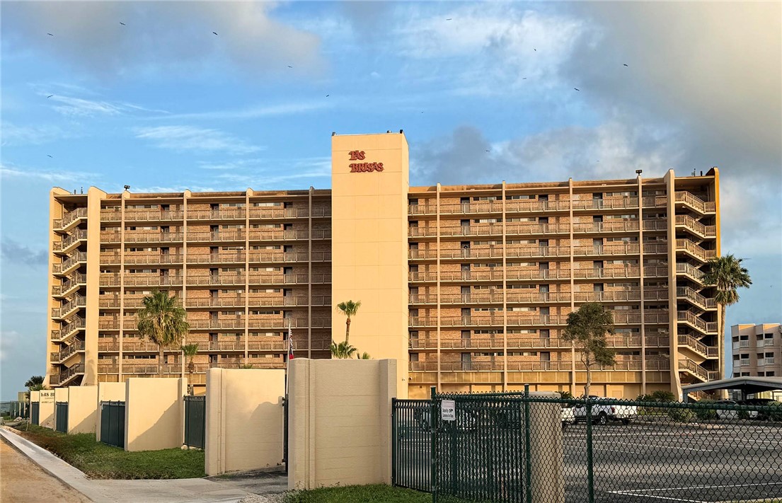 4000 Surfside Blvd 403 Property Photo 4
