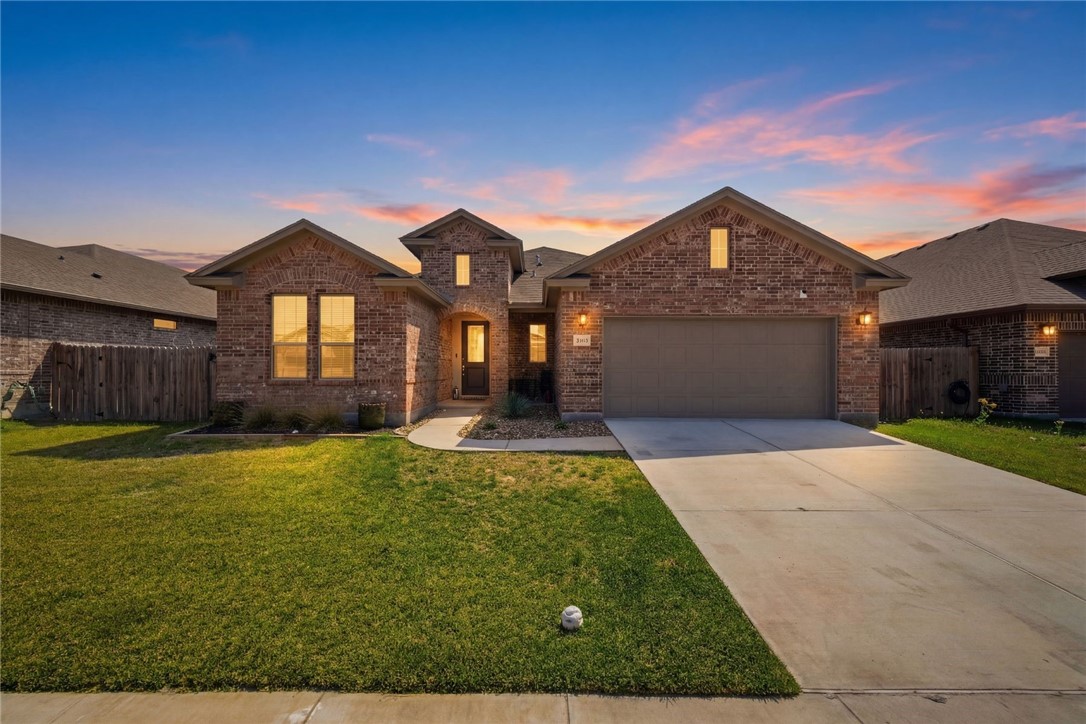 2418 Blessed St Property Photo 1