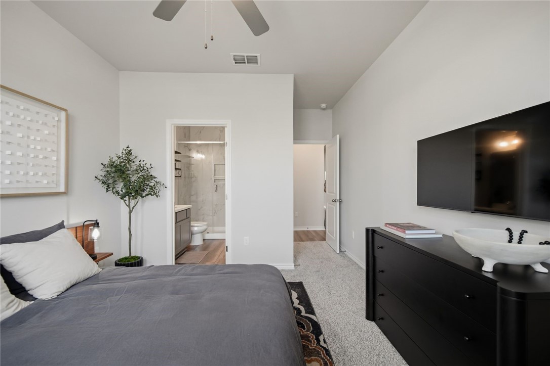 2418 Blessed St Property Photo 19