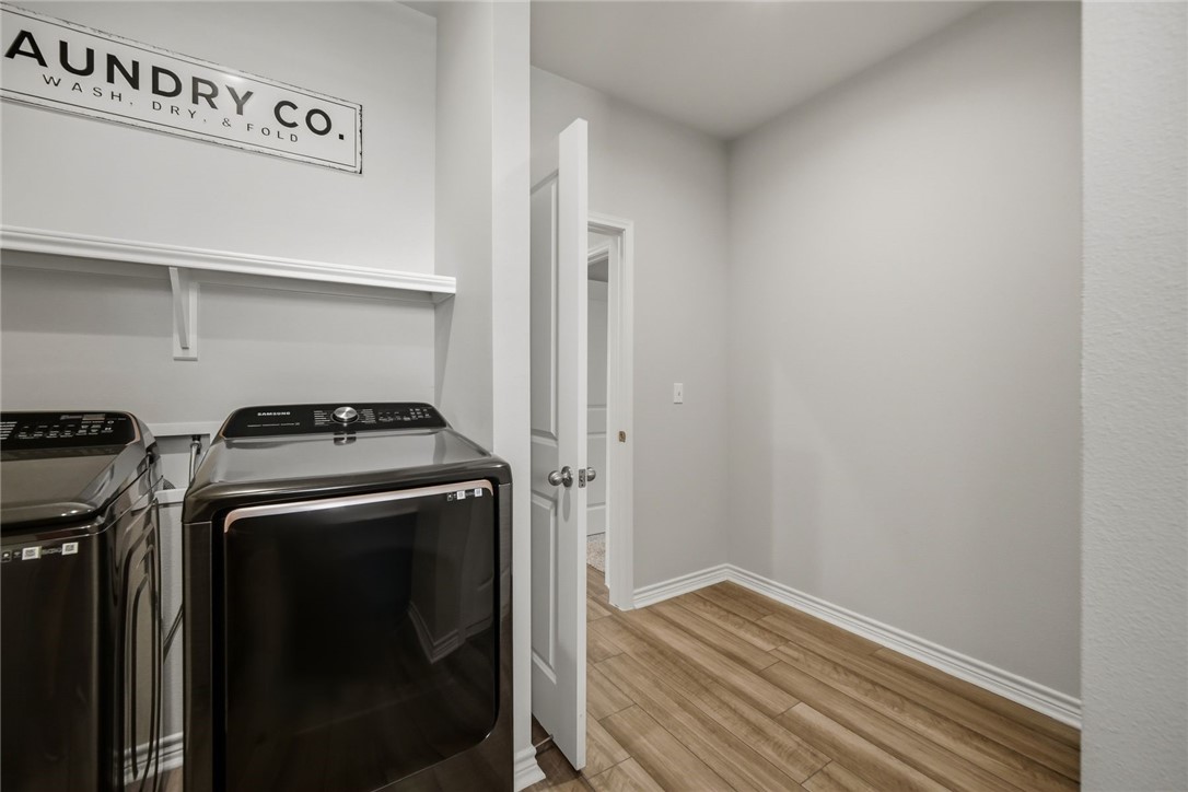 2418 Blessed St Property Photo 28