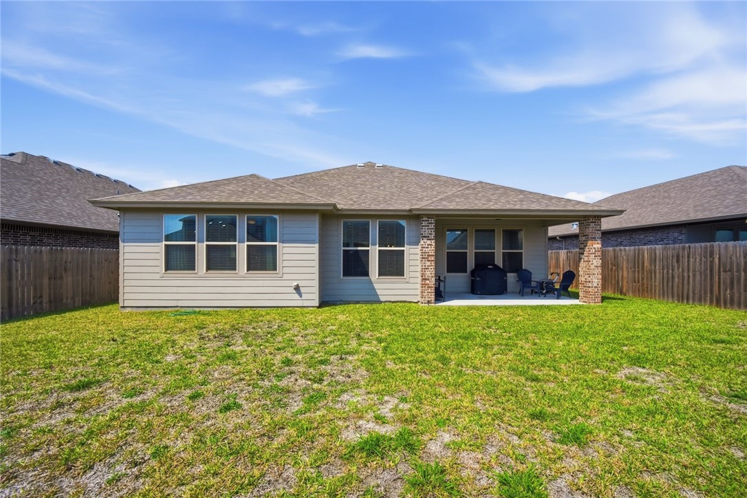 2418 Blessed St Property Photo 31