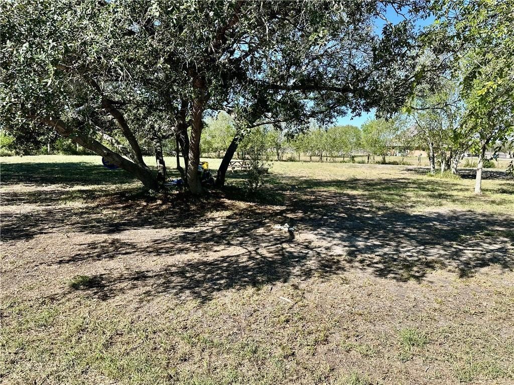 00 Phillips Property Photo 7