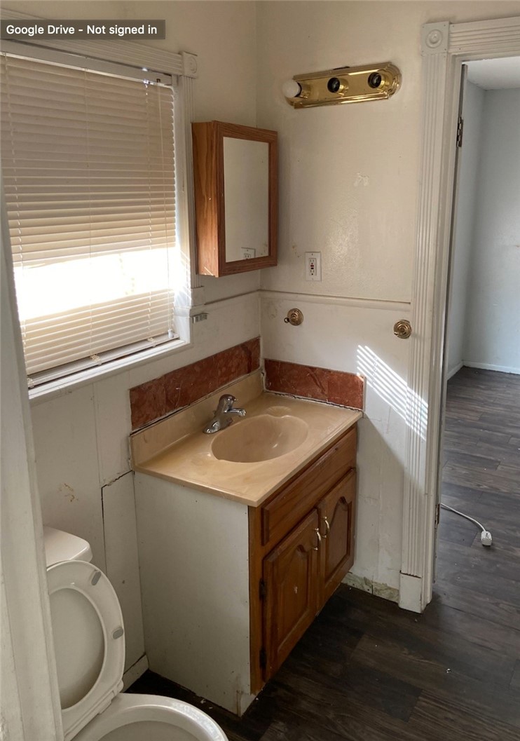 8149 Stillwell Property Photo 6