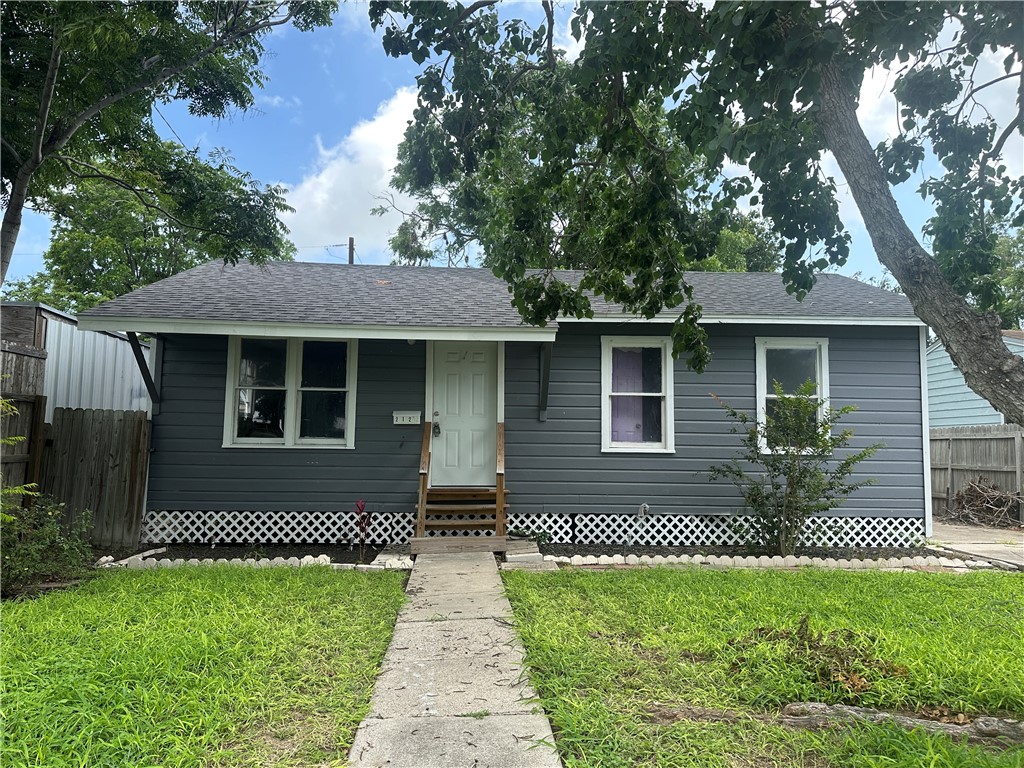 2122 Harvard St Property Photo 2