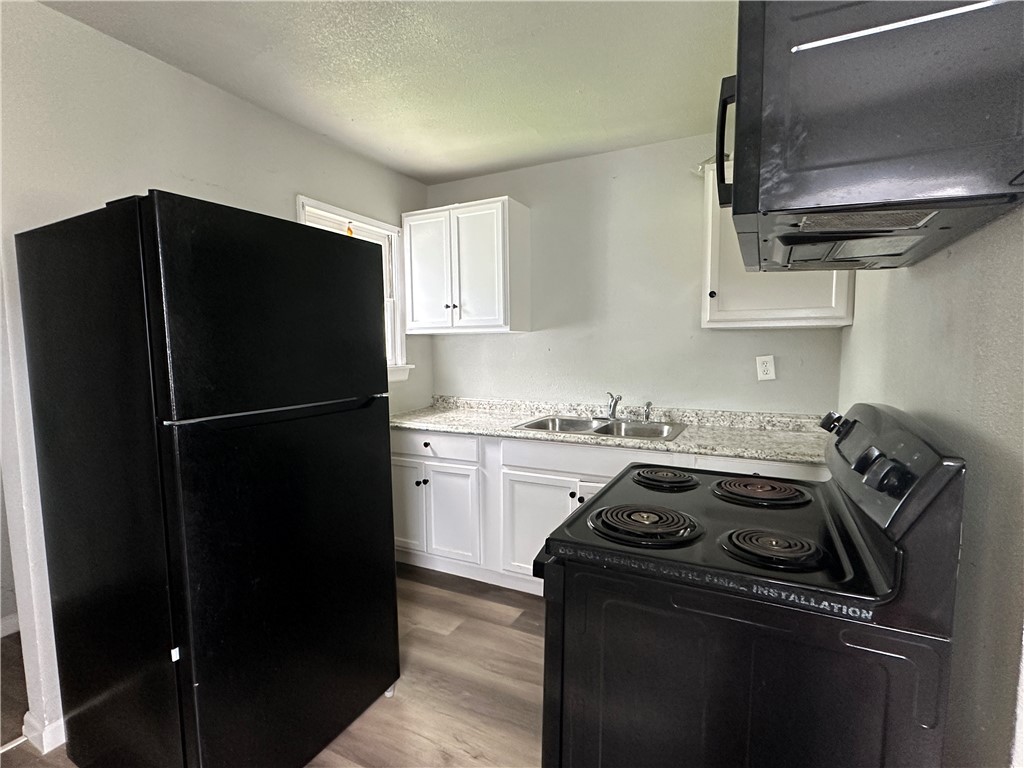 2122 Harvard St Property Photo 7