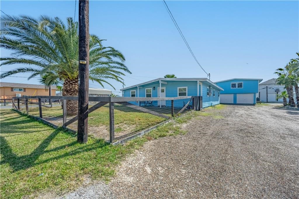 622 S Sandpiper Property Photo 1