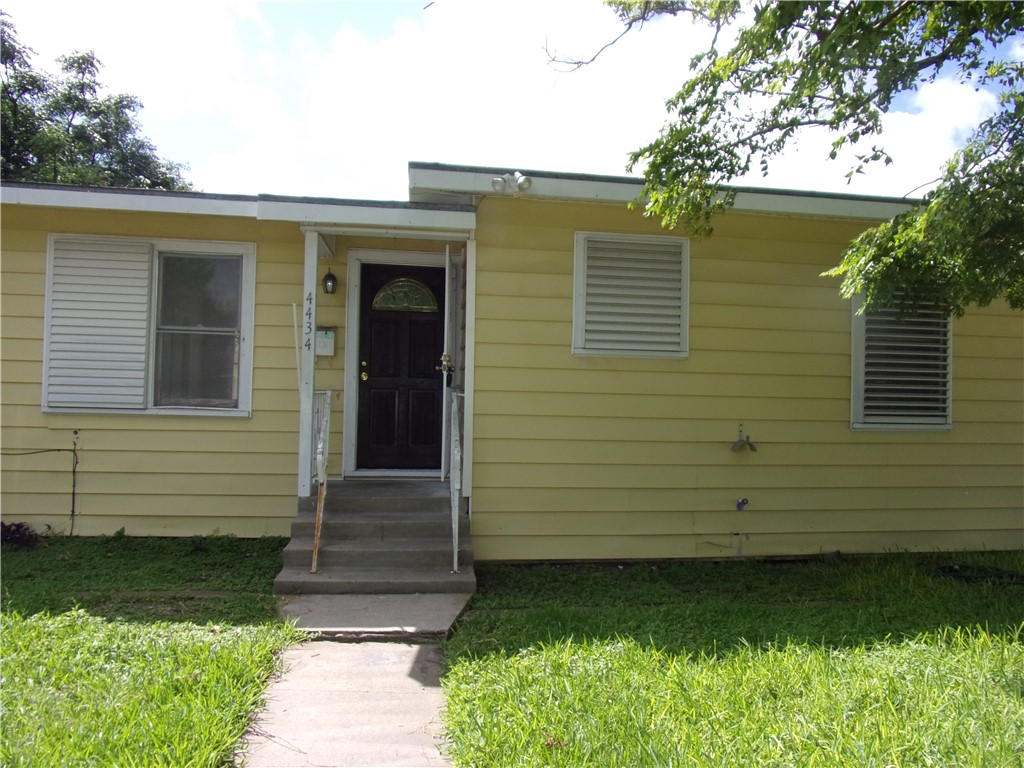 4434 Green Grove Dr Property Photo 2