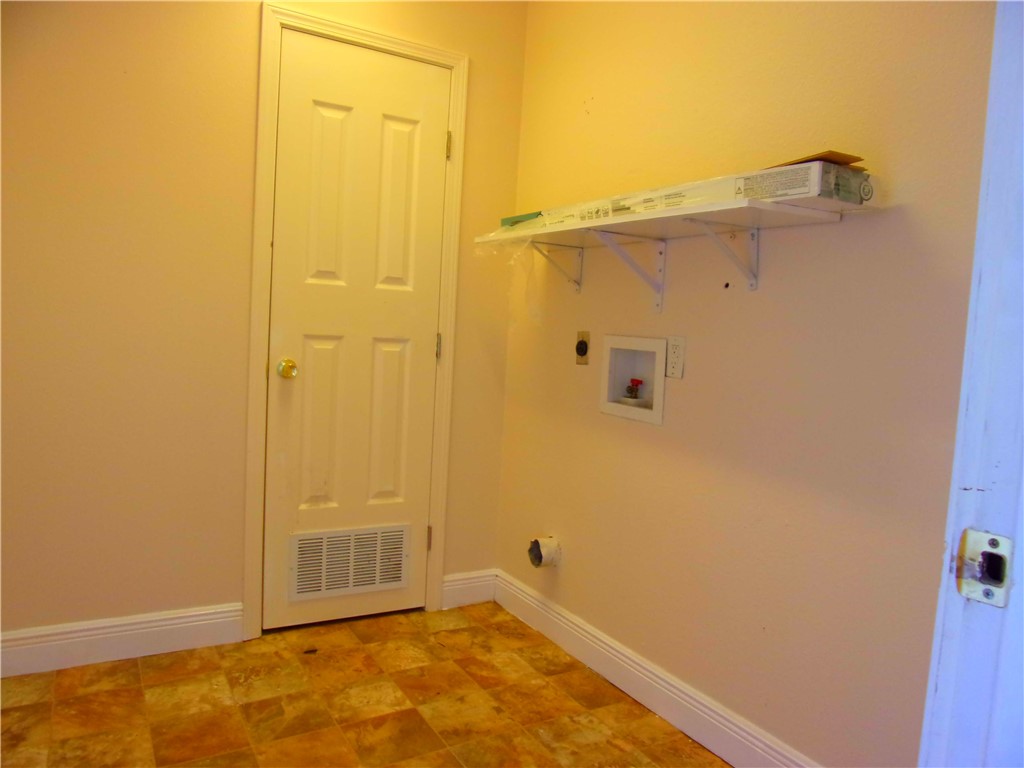4434 Green Grove Dr Property Photo 14