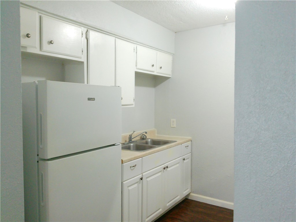 2026 Waldron 205 Property Photo 3
