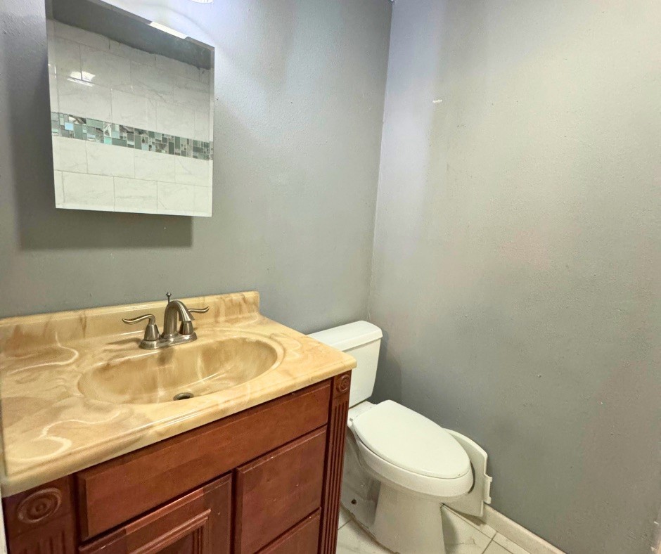 477496 Property Photo 9