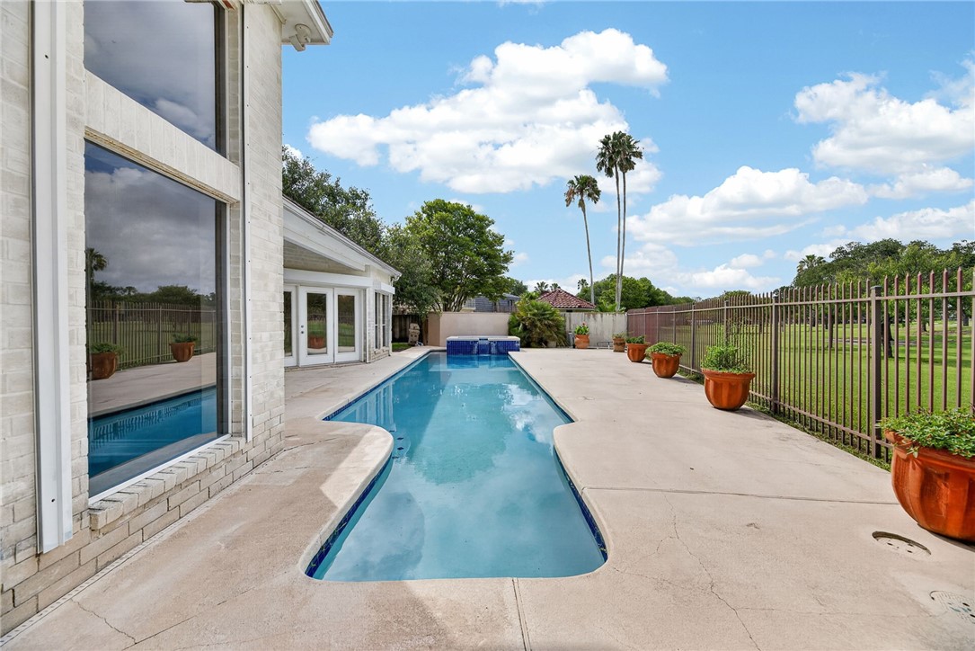 5409 Wooldridge Property Photo 34