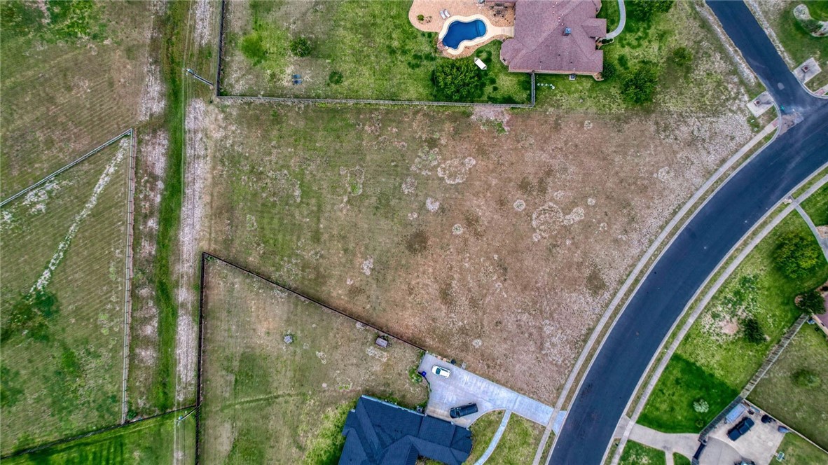 5514 Kitty Hawk Dr Property Photo 3