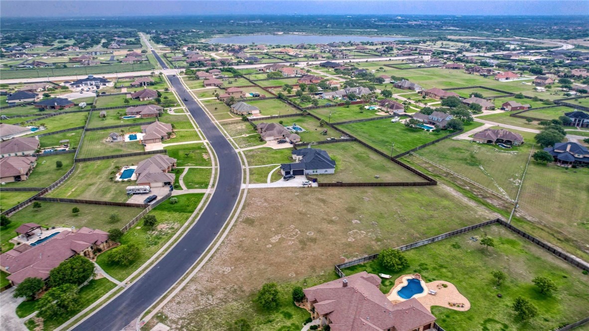 5514 Kitty Hawk Dr Property Photo 8