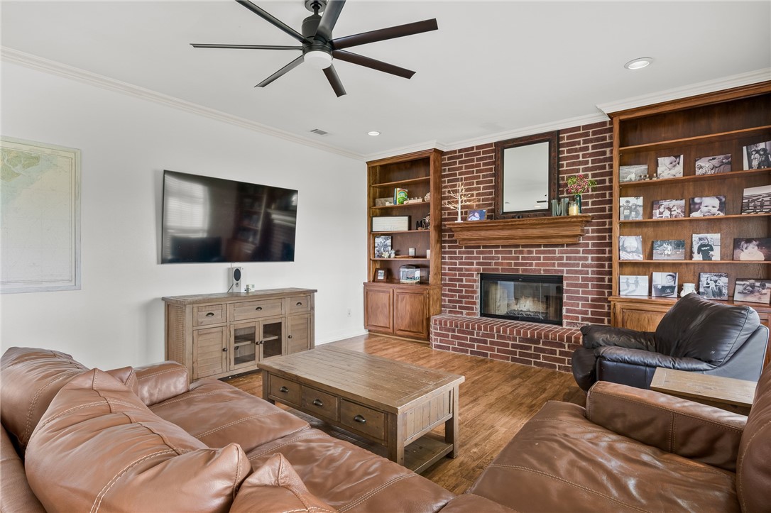 2 Schendel Property Photo 10