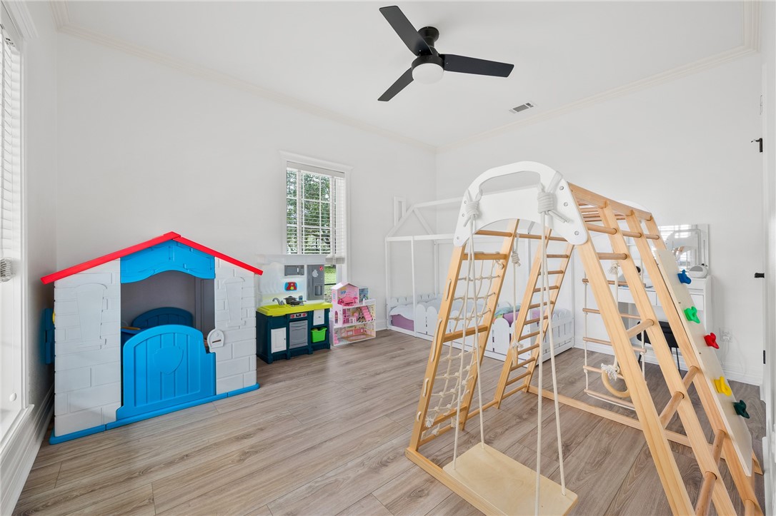 2 Schendel Property Photo 16