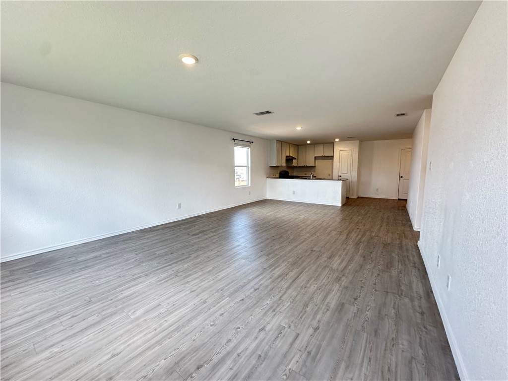 1203 Athena Dr Property Photo 11