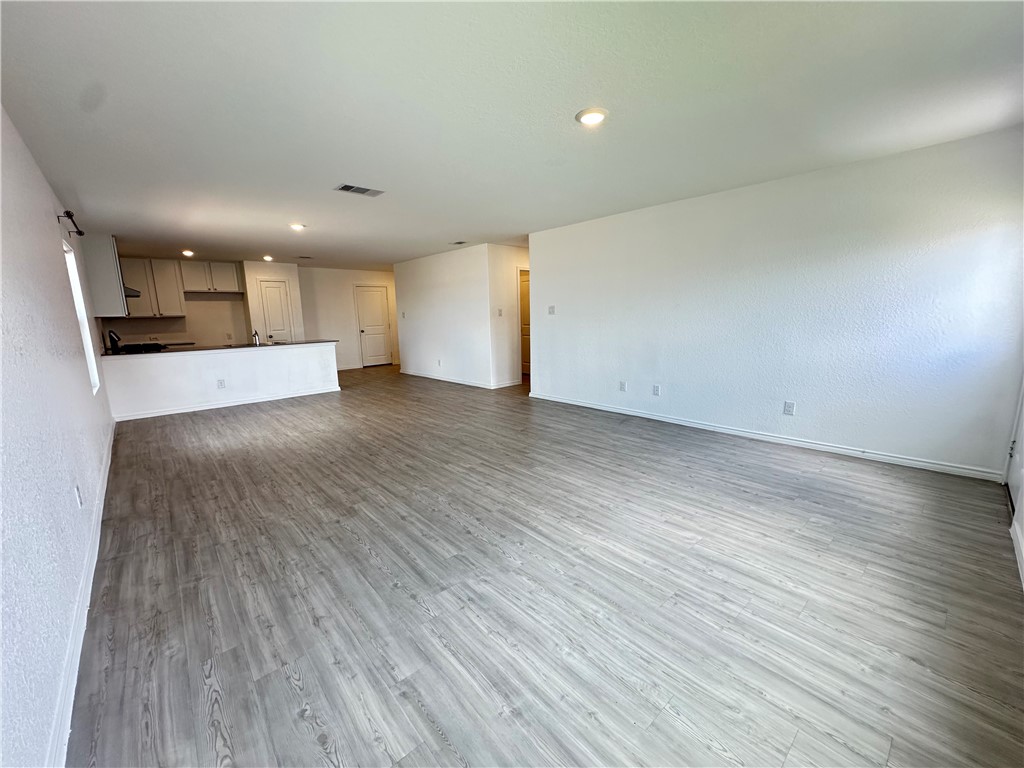 1203 Athena Dr Property Photo 13