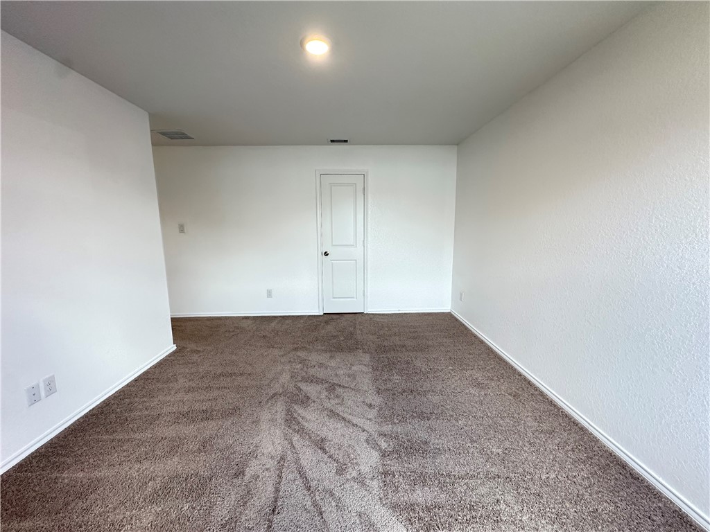 1203 Athena Dr Property Photo 18