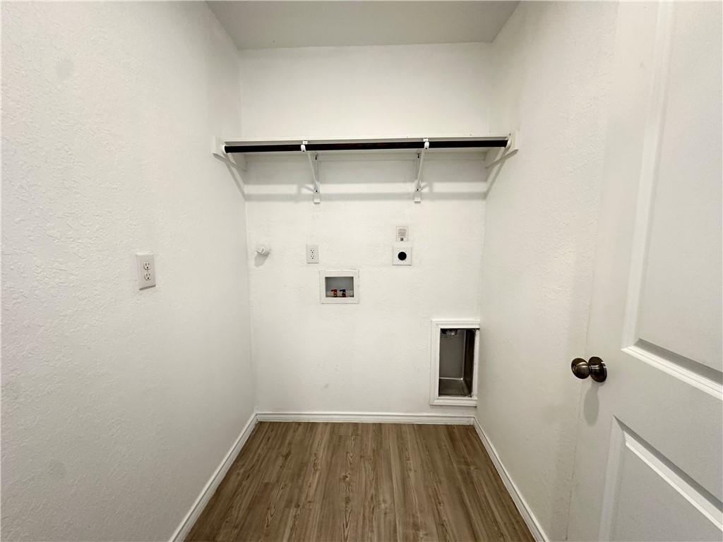 1203 Athena Dr Property Photo 25