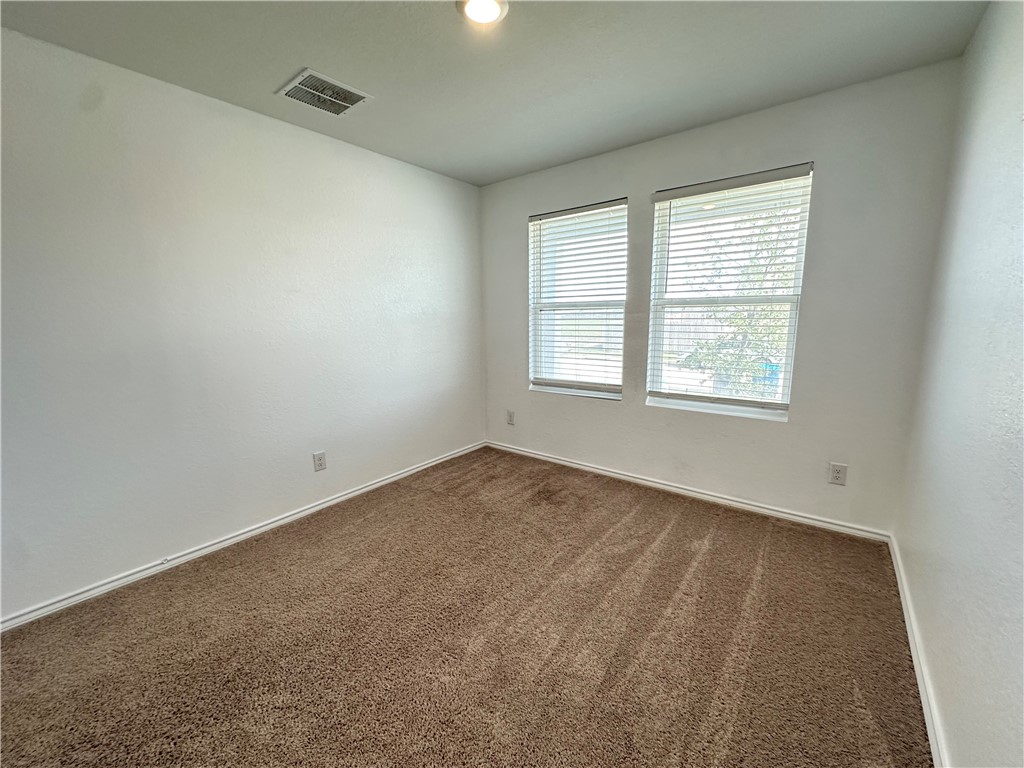 1203 Athena Dr Property Photo 28