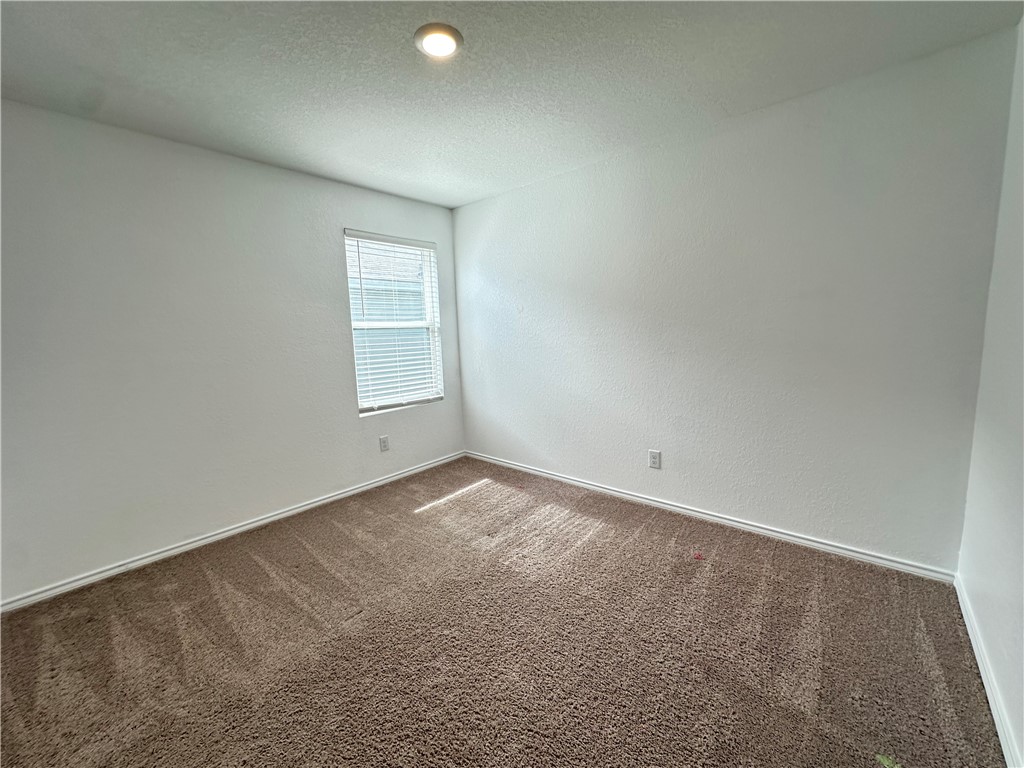 1203 Athena Dr Property Photo 32