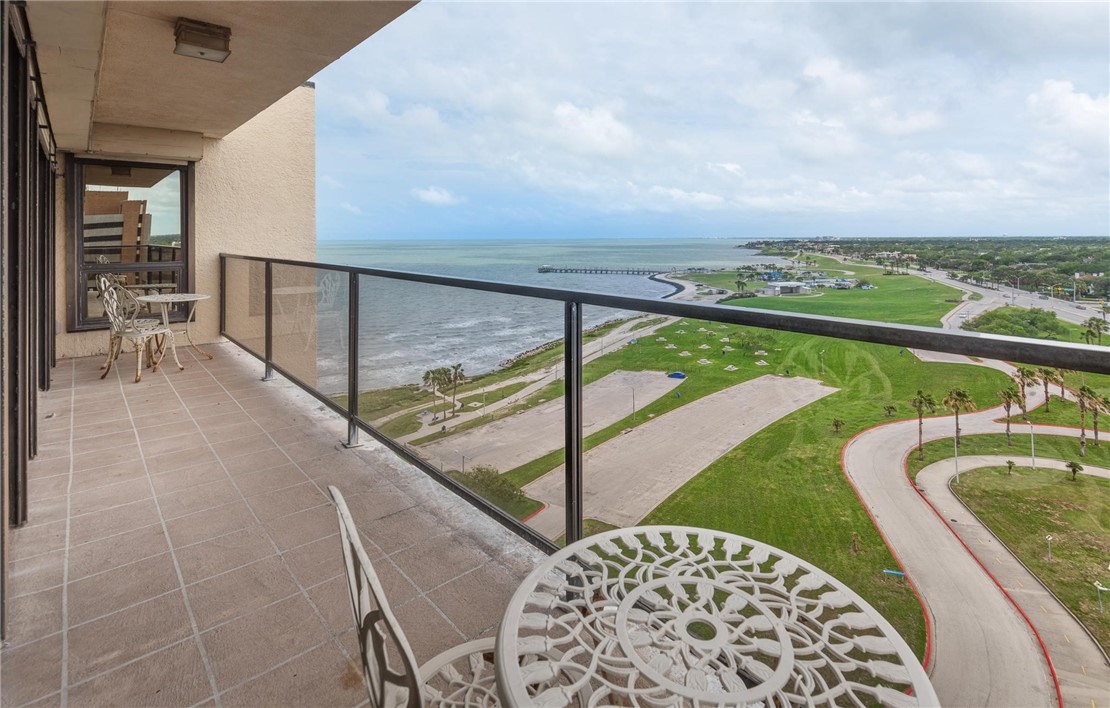 1400 Ocean Dr 1203c And 1204c Property Photo 11