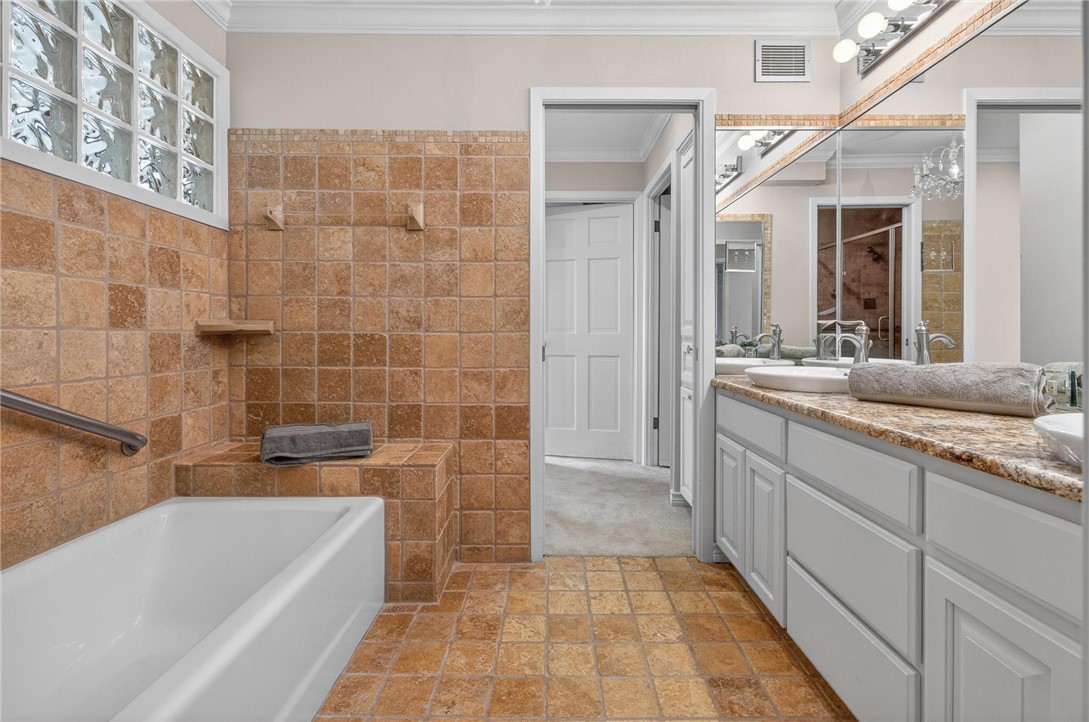 1400 Ocean Dr 1203c And 1204c Property Photo 19