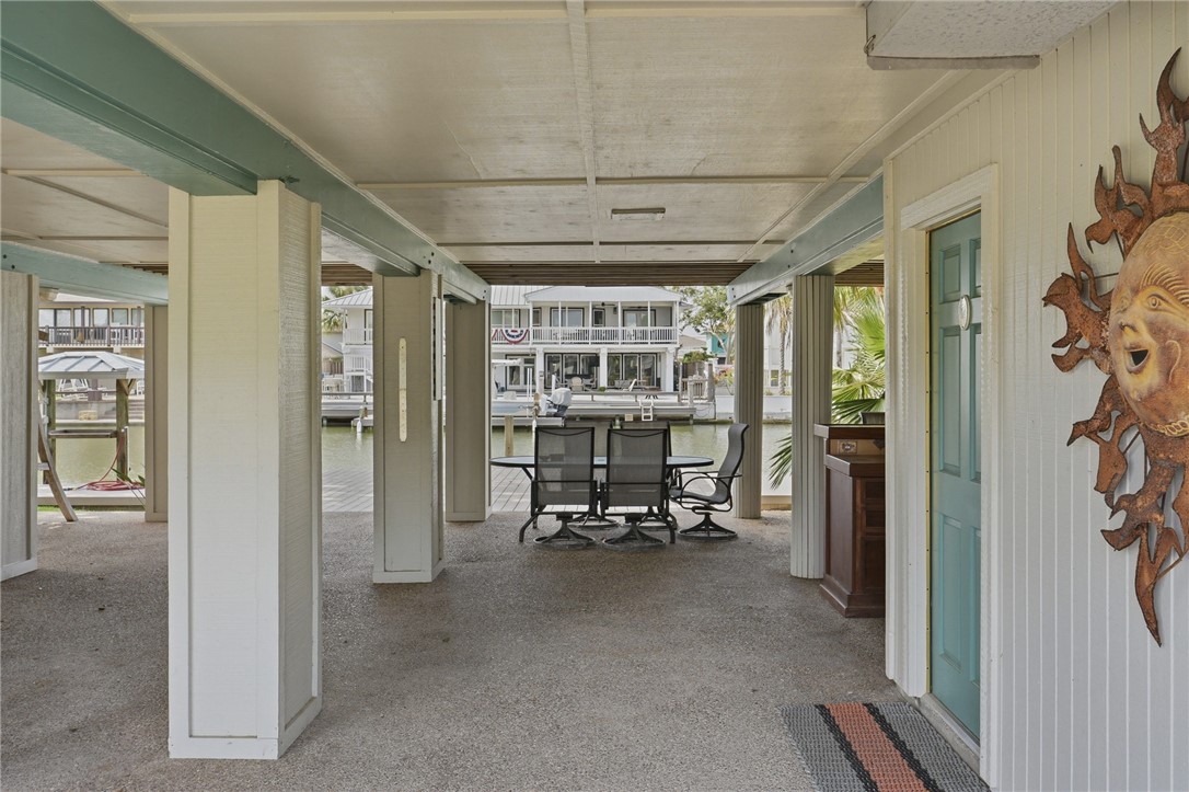10 Catalina Dr Property Photo 31