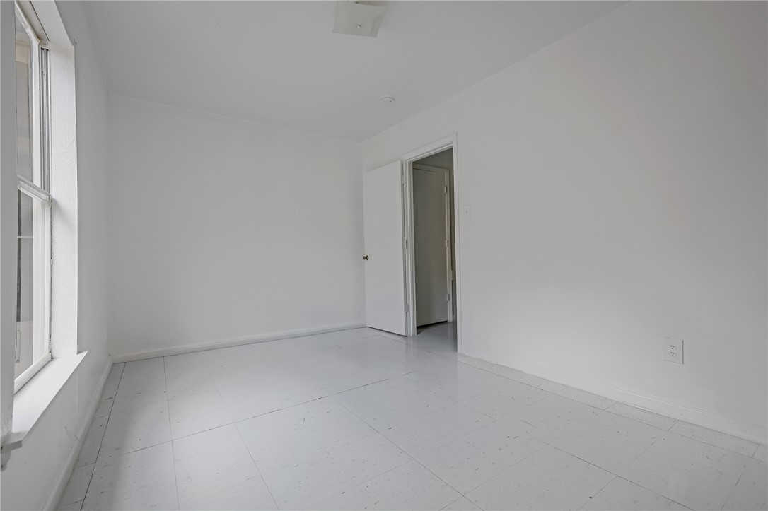 2621 Ayers St Property Photo 32