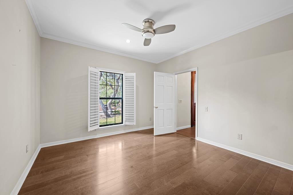 2006 Crescent Drive Property Photo 13