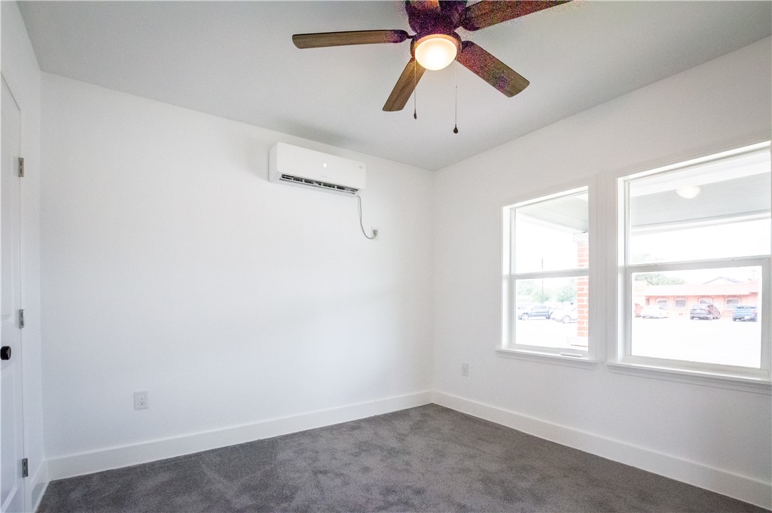 413 South San Patricio Property Photo 6