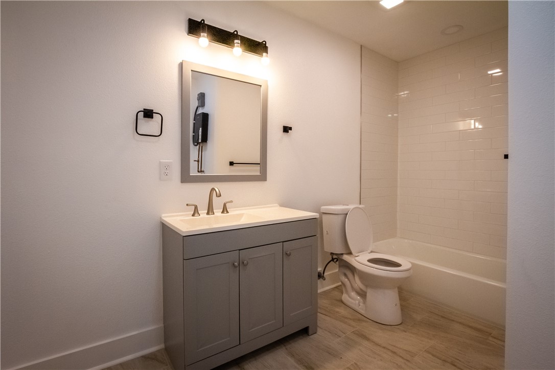 413 South San Patricio Property Photo 10
