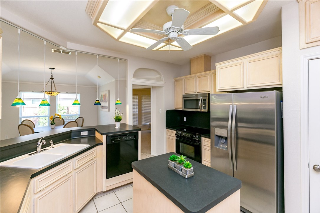 7005 Madiera Dr Property Photo 4