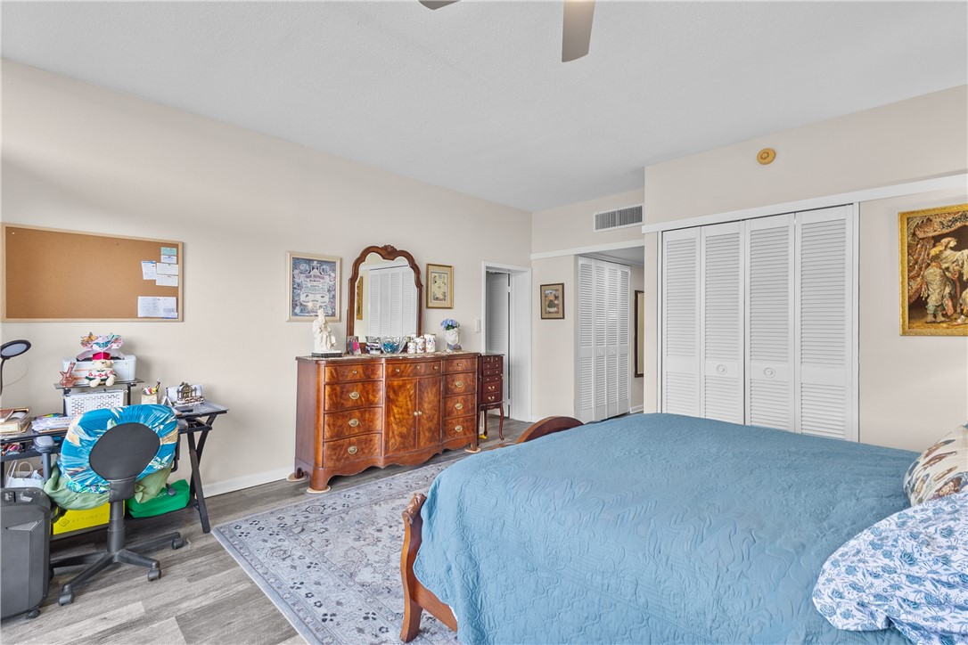4600 Ocean Dr 307 Property Photo 12