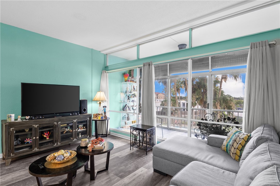 4600 Ocean Dr 307 Property Photo 15