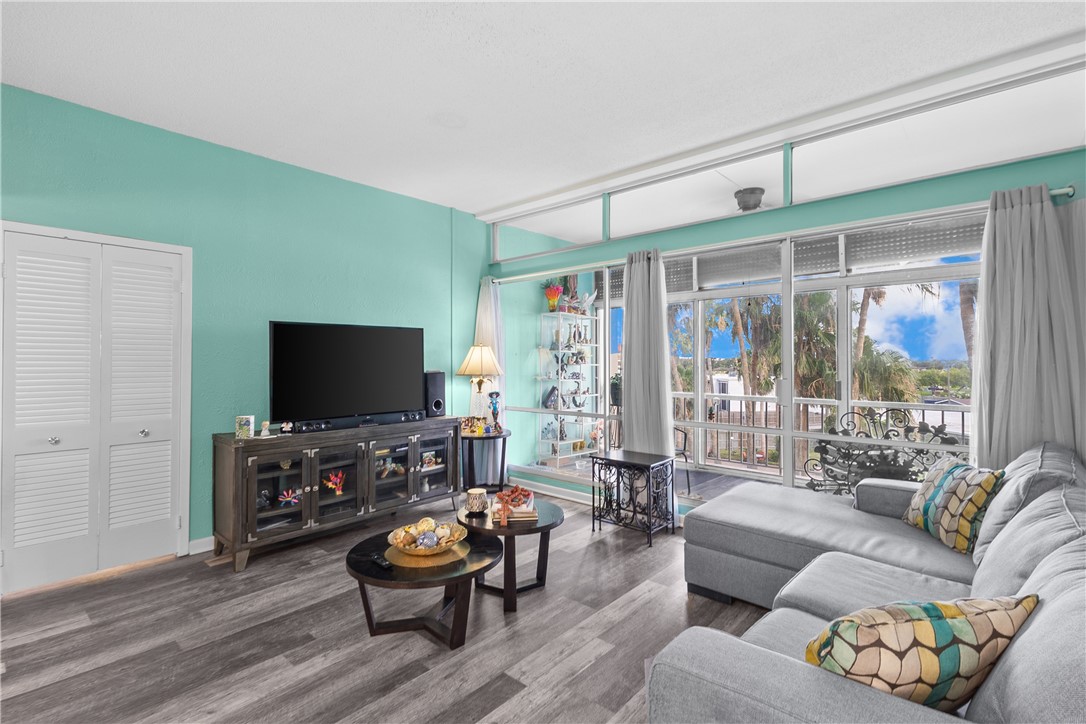 4600 Ocean Dr 307 Property Photo 16