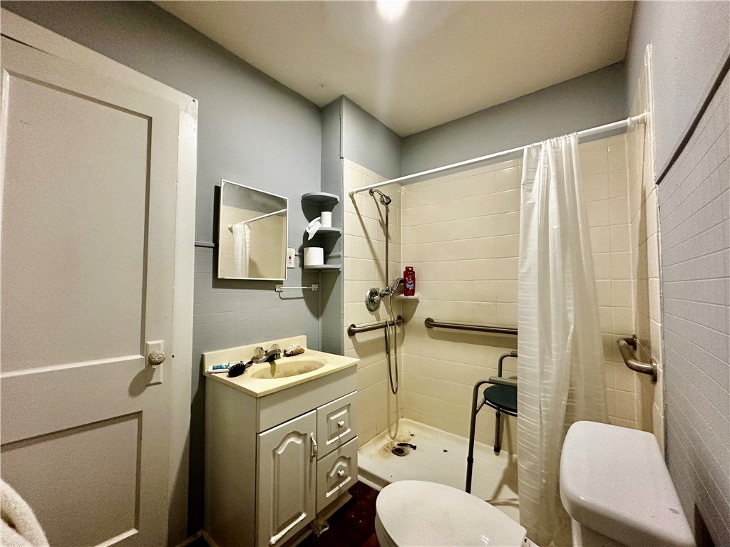 2729 Robby St Property Photo 13