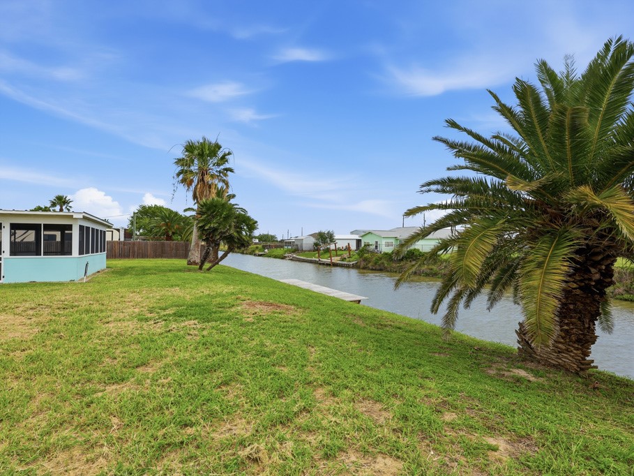 217 W Pompano Property Photo 1