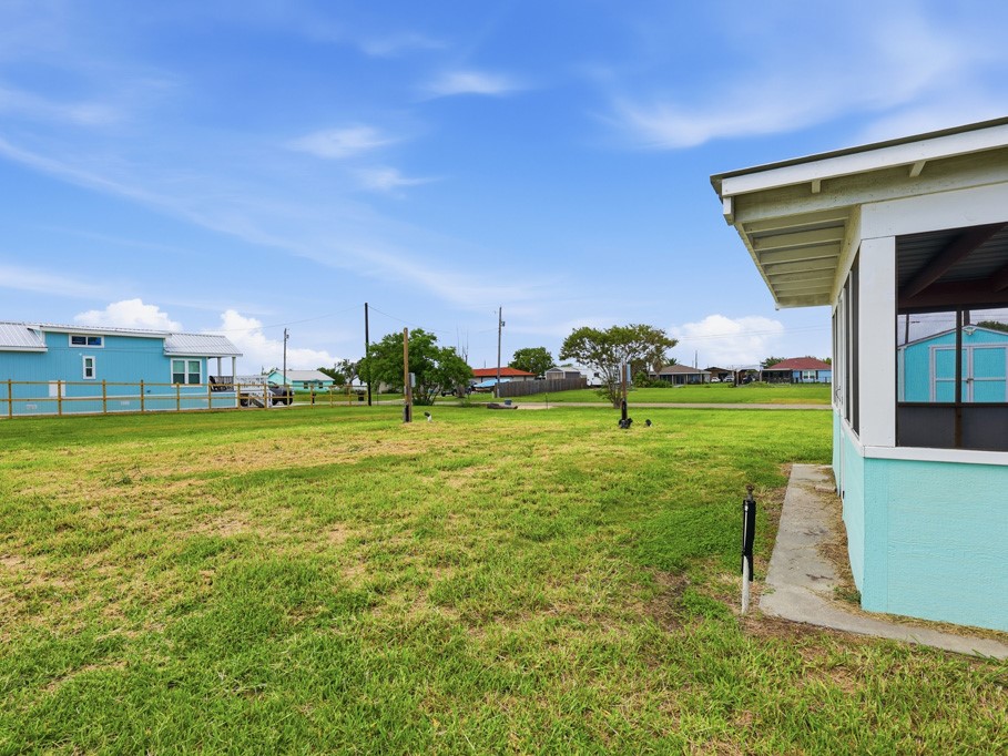 217 W Pompano Property Photo 6