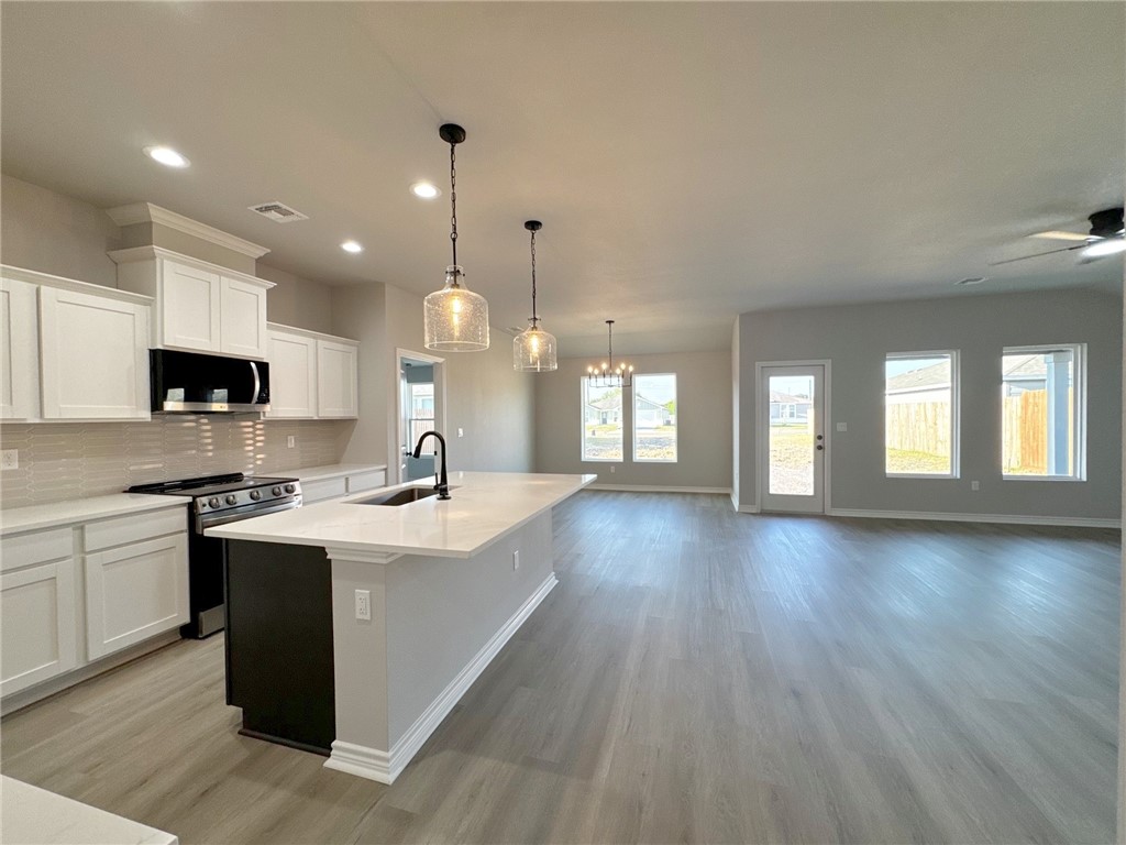9121 Neena Dr Property Photo 3