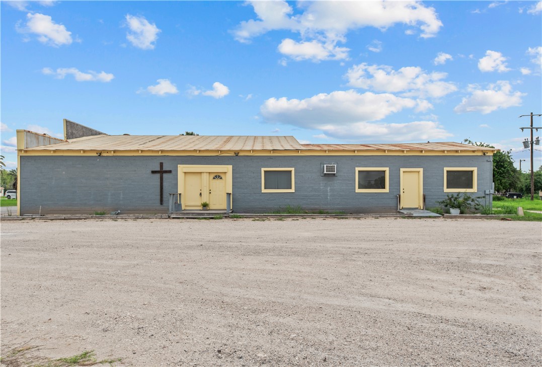 6270 S Highway 77 Property Photo 3