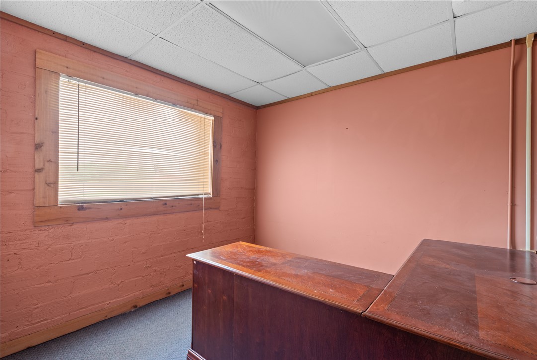 6270 S Highway 77 Property Photo 10