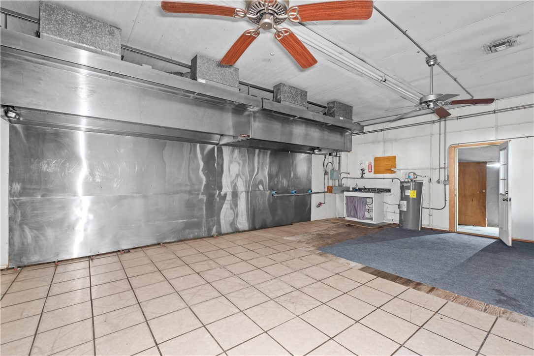 6270 S Highway 77 Property Photo 12