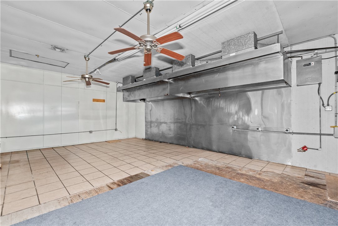 6270 S Highway 77 Property Photo 13
