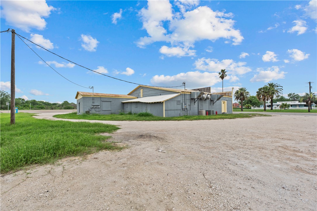 6270 S Highway 77 Property Photo 15